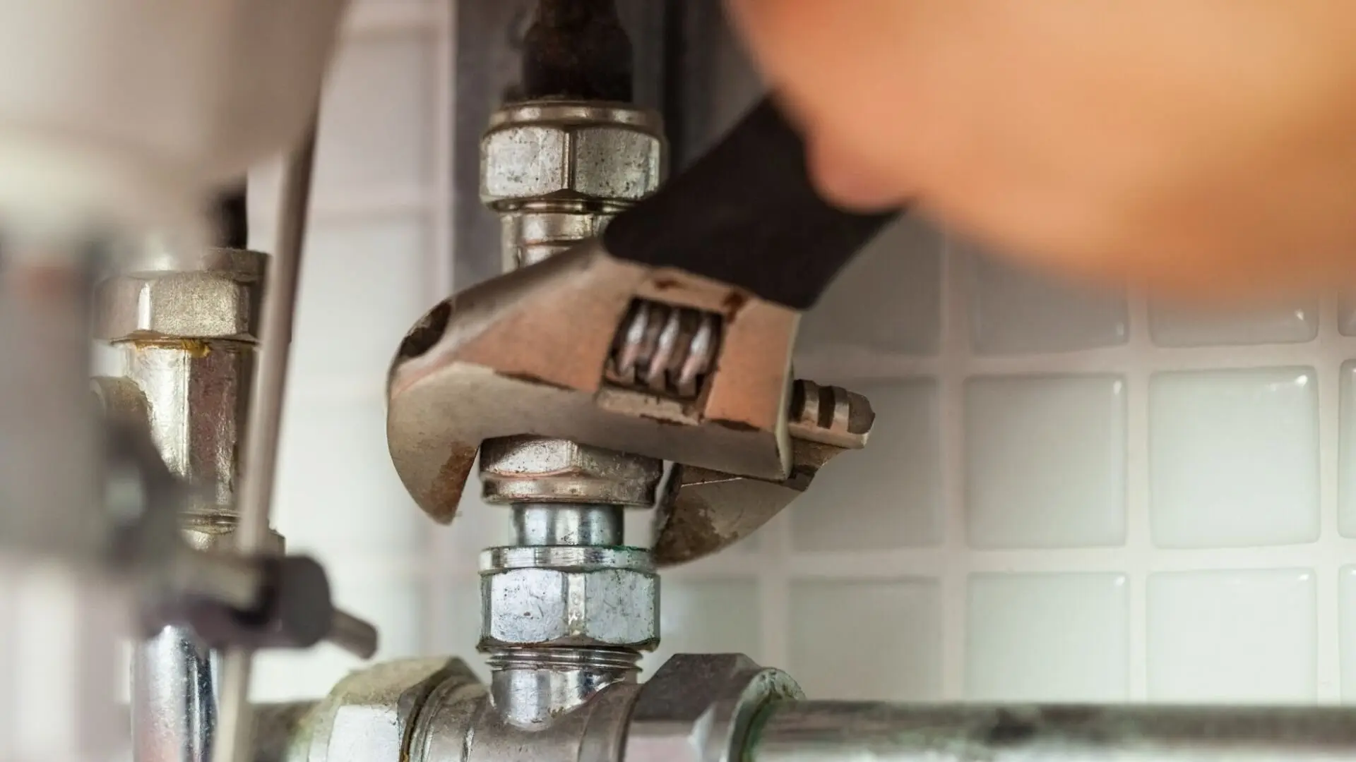 General Plumbing Tips for New Homeowners