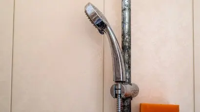 Does Hard Water Cause Leaks in Shower Heads?