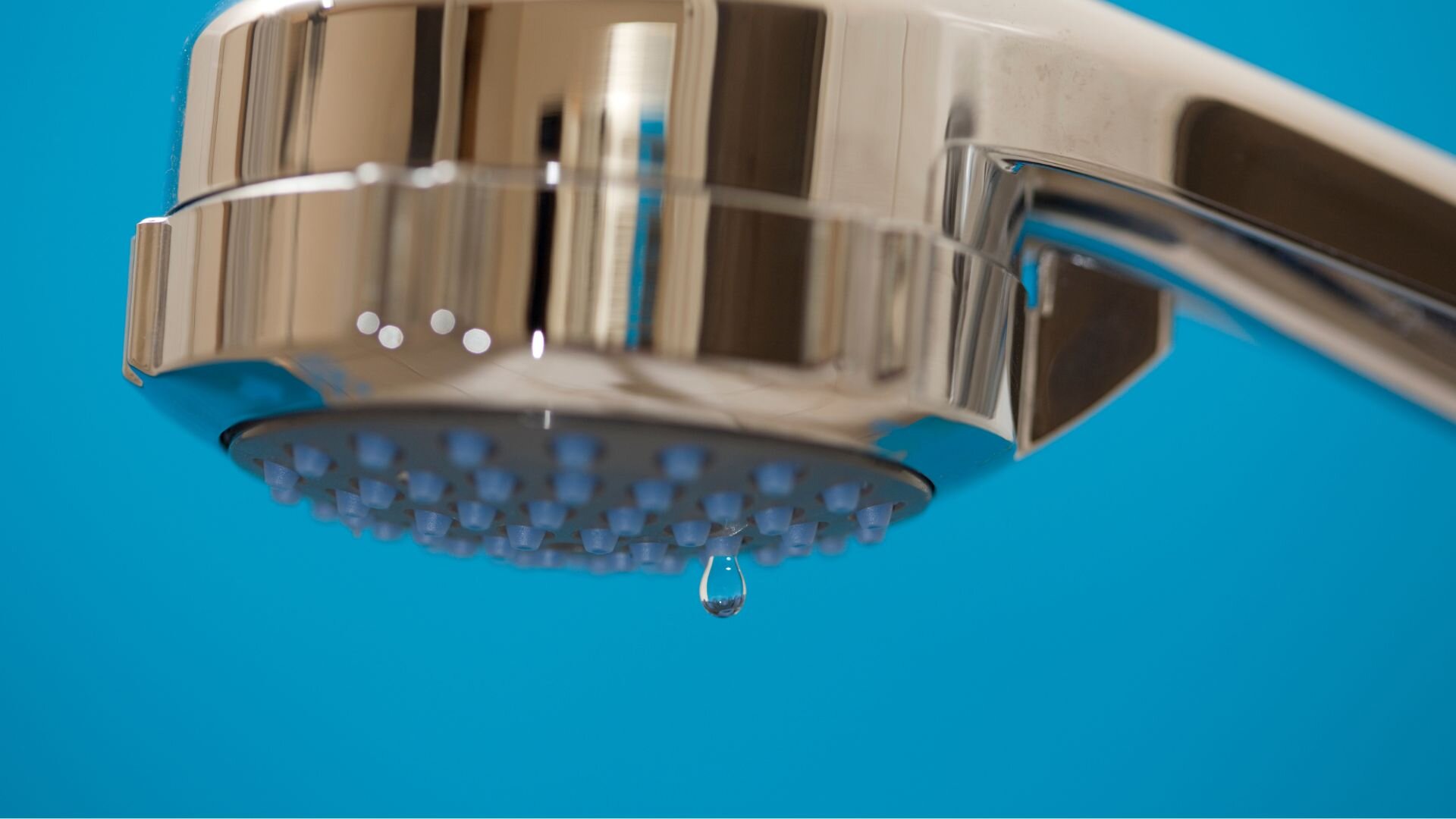 Can a Leaking Shower Head Affect Water Pressure?‐ WP Plumbing