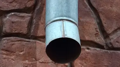 6 Signs Of A Blocked Downpipe