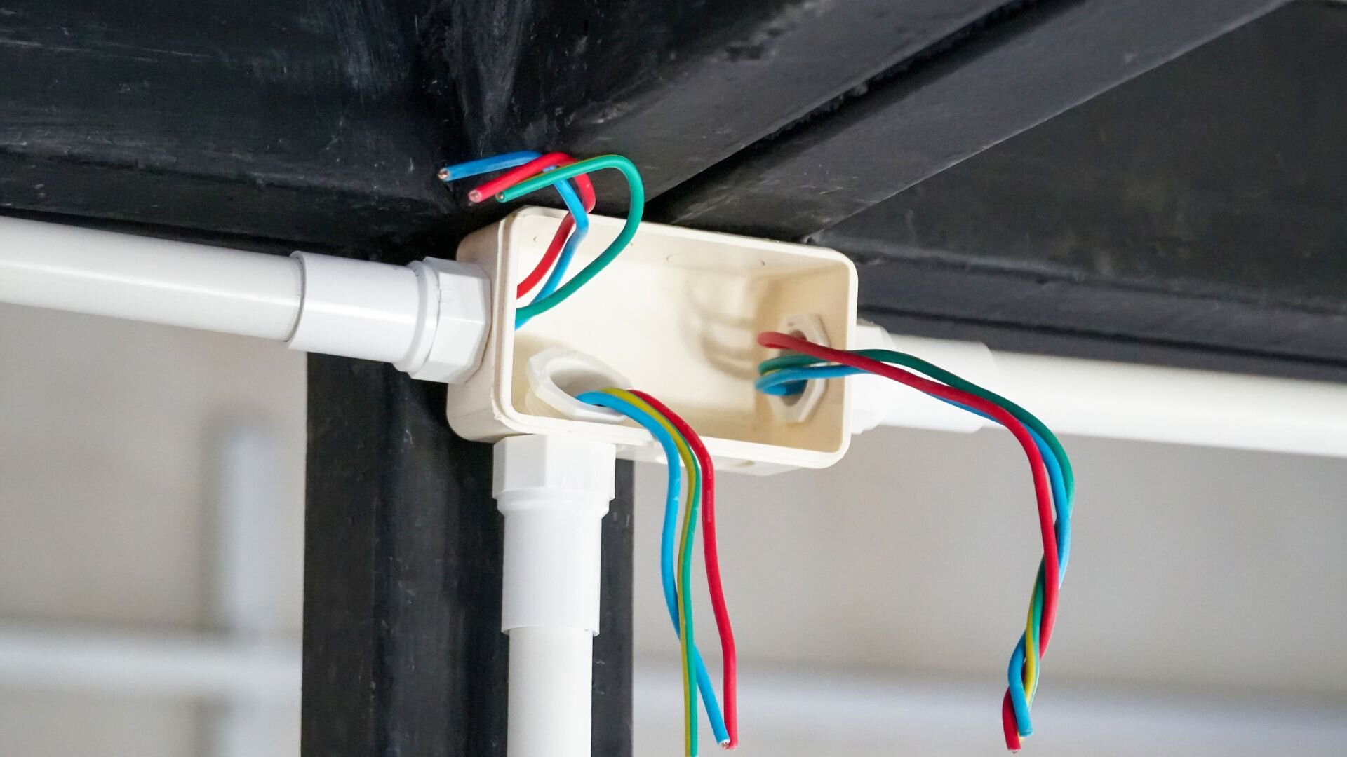 A Homeowner’s Guide to Common Wiring Problems‐ WP Electrical